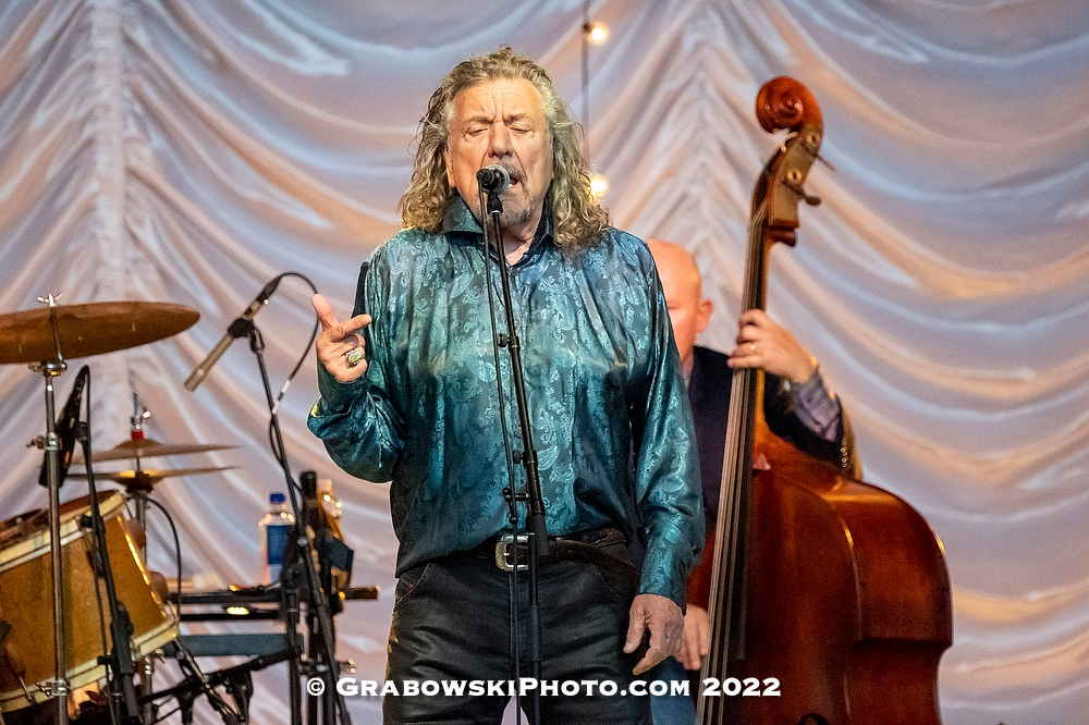 Robert Plant and Alison Krauss Rock Chicago