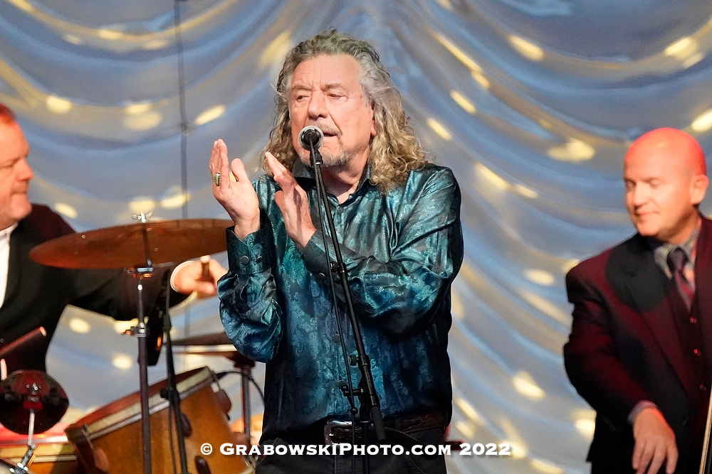 Robert Plant and Alison Krauss Rock Chicago