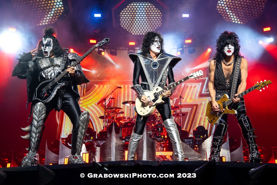 KISS End Of The Road Rosemont